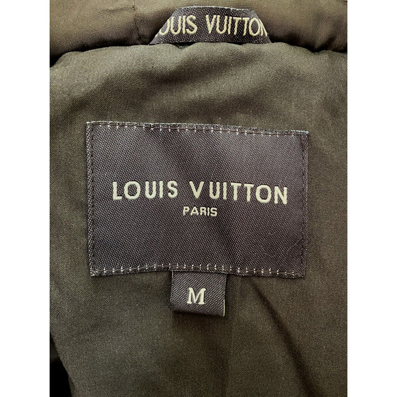 Louis Vuitton Lightweight Puffer Jacket Brown Removable Hood Fur Trim Qu… - Picture 11 of 11